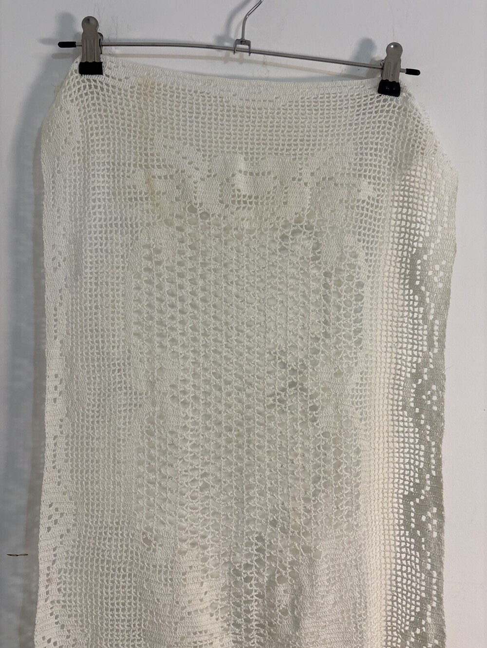 Vintage Handmade Filet Crochet Table Runner Off-White Lace 42x15.5 Perfect